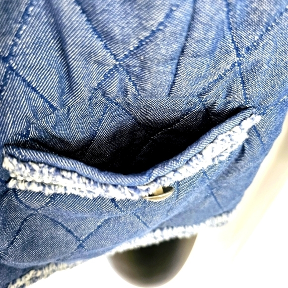 Talbots Fringe Quilted Chambray Jacket Size 4 EUC (Runs small) - Picture 13 of 15